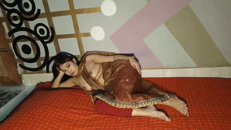 আমার ভাগ্যবান ভাসুর প্রতিদিন আমার গুদের ভেতরে বীর্য ঢালে