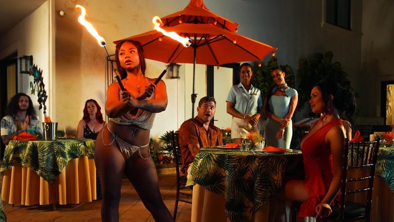 Scarlett Alexis – The Last Resort – Episode 1